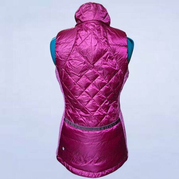 Lululemon Down For A Run Vest in Berry Rumble - Size 8 - Picture 4 of 9